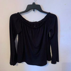 Black Pleasant Top